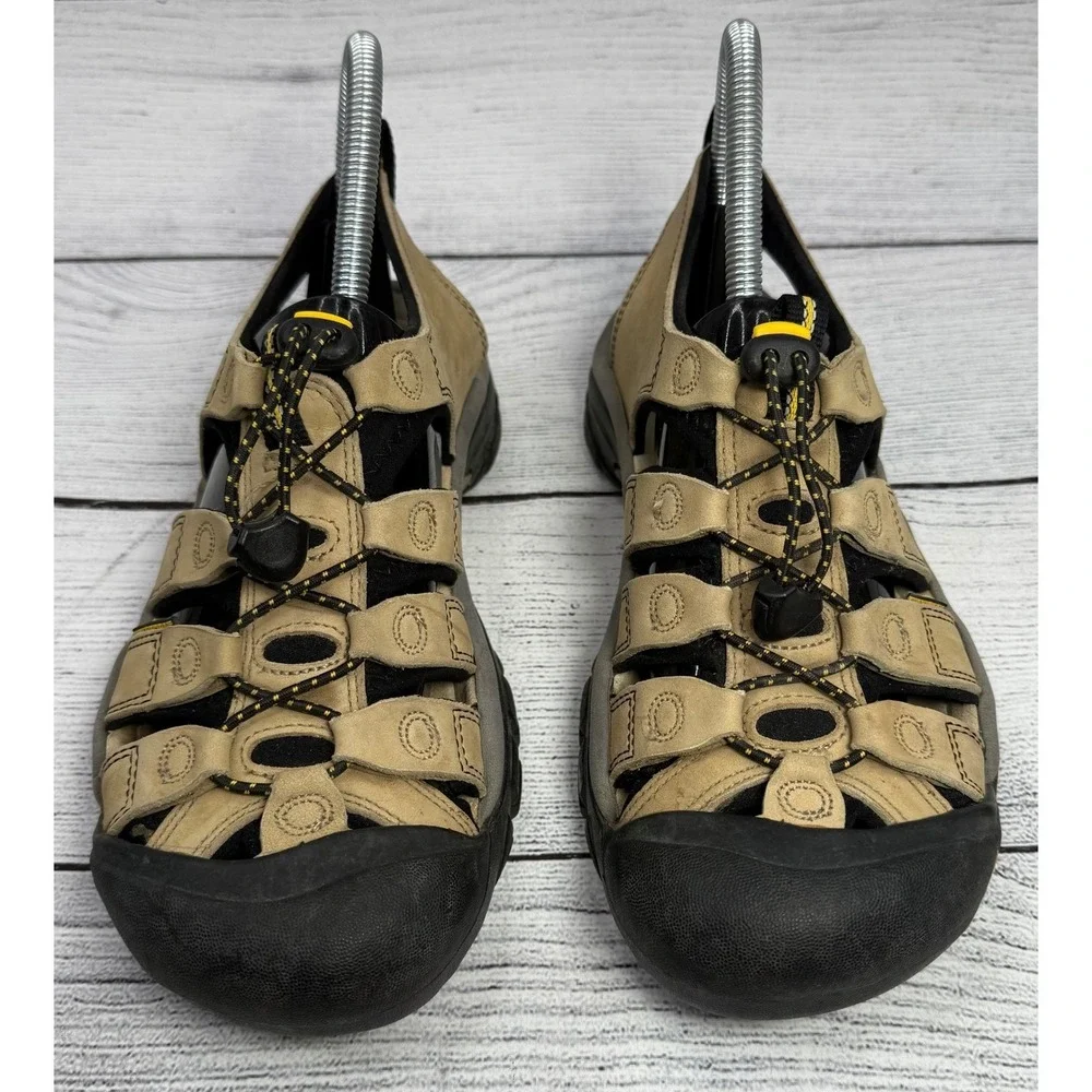 KEEN Newport H2‎ Water Sandals Mens Size 7 Tan Black Yellow Outdoor Sport